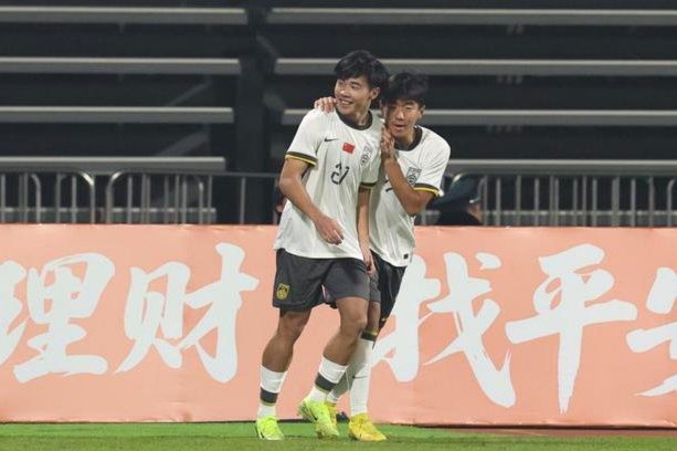 谁也没资格指责浮嶋敏决赛的保守，因为保守是正常圈内人士的共识，包括董哥。