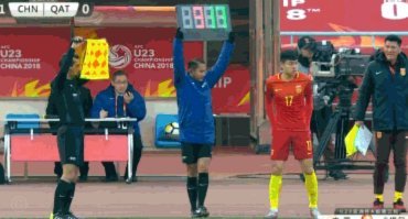 张玉宁能否达成百场神话？现役国脚谁能接班？