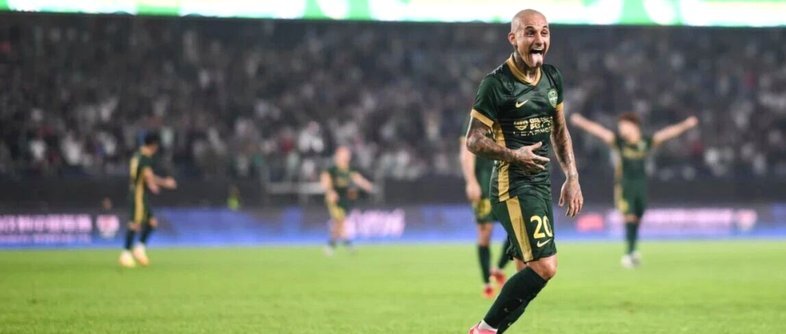 王钰栋助攻，米特里策头球破门，浙江1-0海牛