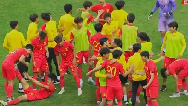 这个是我们的年轻国脚？耀世之星、破桎梏！